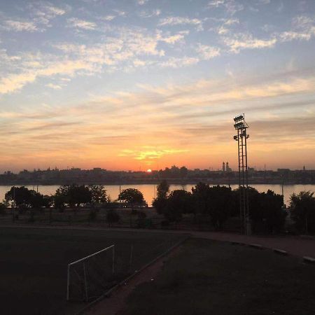Nile Youth Hotel Luxor Kültér fotó