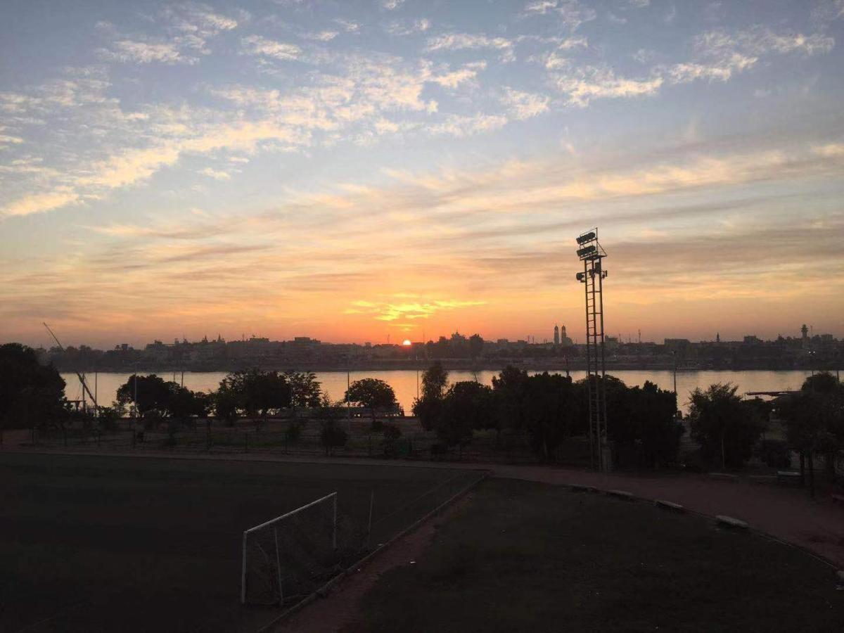 Nile Youth Hotel Luxor Kültér fotó