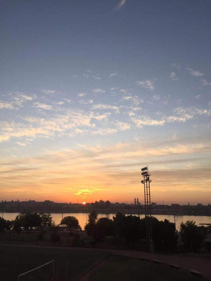 Nile Youth Hotel Luxor Kültér fotó