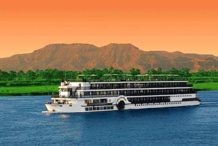 Nile Youth Hotel Luxor Kültér fotó